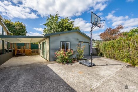 Photo of property in 10 Mcdougall Grove, Haywards, Lower Hutt, 5018