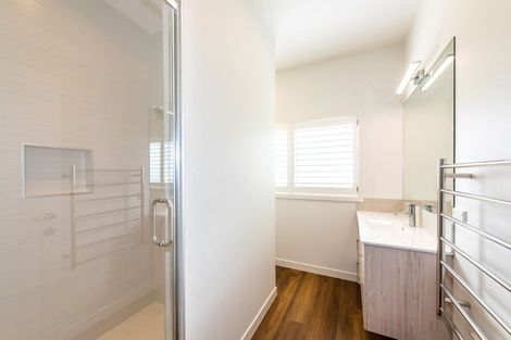 Photo of property in 284 Cambridge Road, Bethlehem, Tauranga, 3110