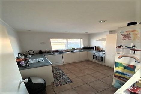 Photo of property in 17 Dennis Taylor Court, Paraparaumu, 5032
