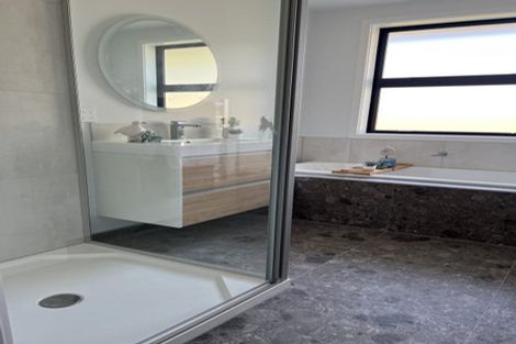 Photo of property in 3 Te Puke Te Ao Way, Otaki, 5512