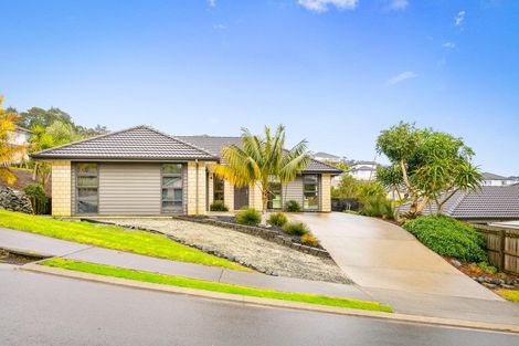 Photo of property in 4 Bloomfield Rise, Stanmore Bay, Whangaparaoa, 0932