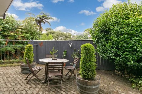 Photo of property in 2/75 Delhi Crescent, Khandallah, Wellington, 6035