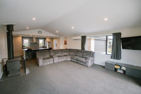 Photo of property in 149 Seaward Road, Edendale, 9825