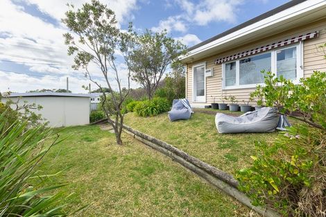Photo of property in 67 Tasman Road, Otaki Beach, Otaki, 5512