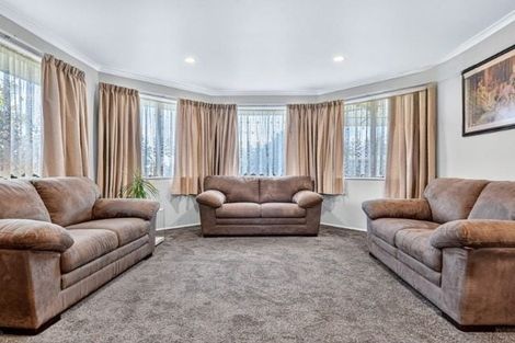 Photo of property in 35 Nottingham Drive, Hamilton East, Hamilton, 3216