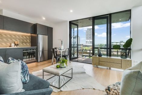 Photo of property in 303/10 Auburn Street, Takapuna, Auckland, 0622