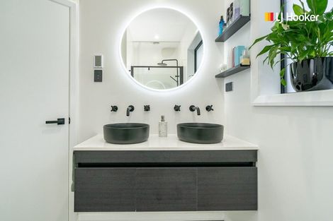 Photo of property in 2 Rutland Street, Mornington, Dunedin, 9011