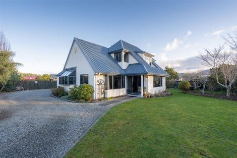 Photo of property in 8 Melland Place, Te Anau, 9600