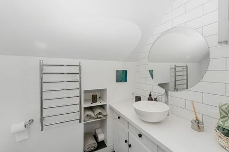 Photo of property in 74 Scenic Drive, Titirangi, Auckland, 0604