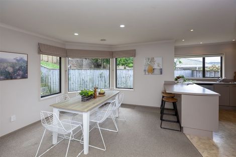 Photo of property in 18 Sams Way, Raumati South, Paraparaumu, 5032