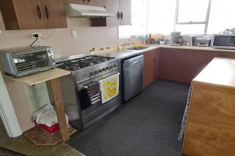 Photo of property in 80 Wakefield Street, Westport, 7825