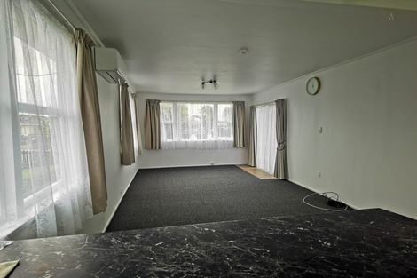 Photo of property in 4 Marybeth Place, Rosehill, Papakura, 2113