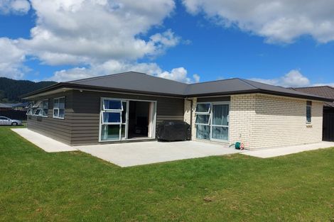 Photo of property in 32 Gilruth Road, Wallaceville, Upper Hutt, 5018