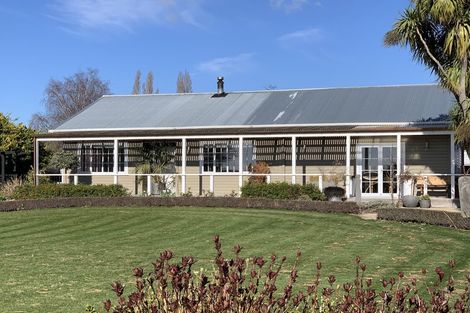 Photo of property in 61 Mill Road, Waimate, 7924