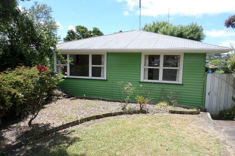 Photo of property in 40 Arlette Place, Massey, Auckland, 0614