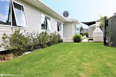 Photo of property in 44 Dolphin Drive, Whiritoa, Whangamata, 3691