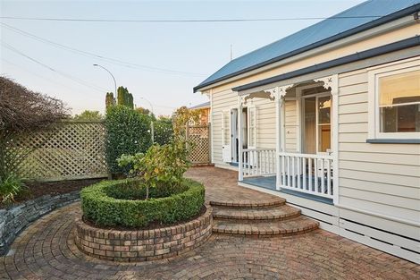 Photo of property in 109 Tuhikaramea Road, Dinsdale, Hamilton, 3204