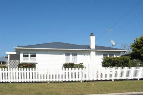 Photo of property in 10 White Street, Whitianga, 3510