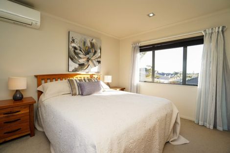 Photo of property in 11 Girvan Terrace, Wattle Downs, Auckland, 2103