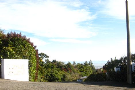 Photo of property in 11 Takahe Drive, Cashmere, Christchurch, 8022