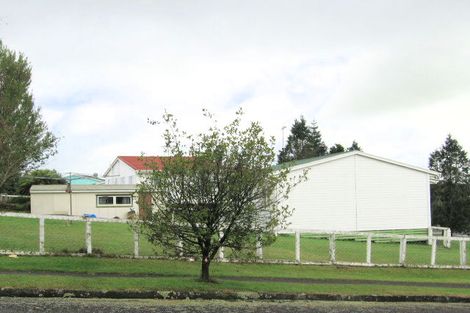 Photo of property in 2 Esk Crescent, Tokoroa, 3420