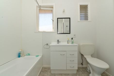 Photo of property in 11 Mahoe Street, Melville, Hamilton, 3206