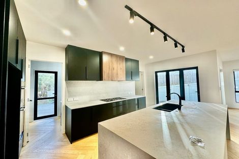 Photo of property in 12 Caldwell Place, Pinehill, Auckland, 0632