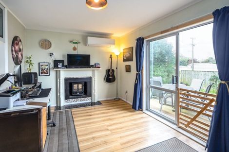 Photo of property in 15 Birdwood Street, Featherston, 5710