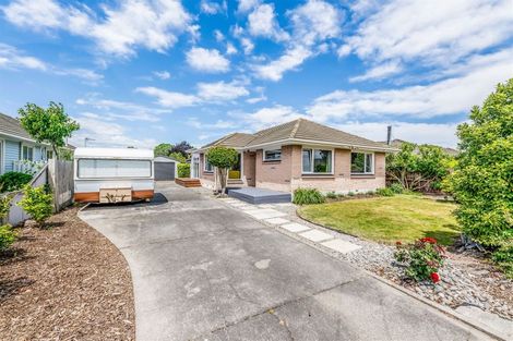 Photo of property in 18 Charlcott Street, Burnside, Christchurch, 8053