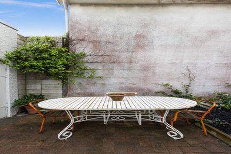 Photo of property in 541a Marine Parade, Napier South, Napier, 4110