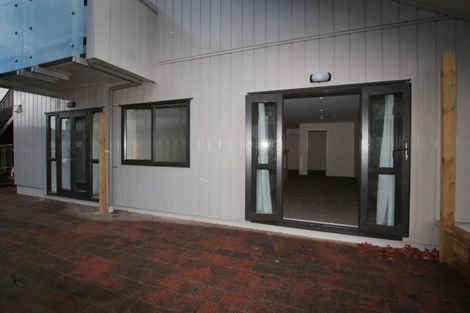 Photo of property in 6a/30 Westward Ho, Glen Eden, Auckland, 0602