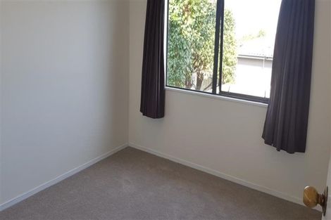 Photo of property in 17 Benchmark Drive, Massey, Auckland, 0614