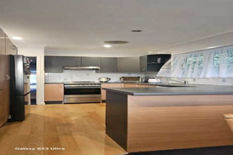 Photo of property in 11 Bellfield Road, Opaheke, Papakura, 2113