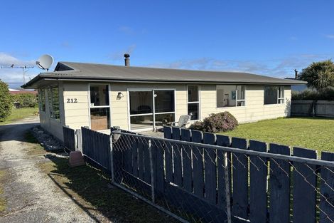 Photo of property in 212 Revell Street, Hokitika, 7810