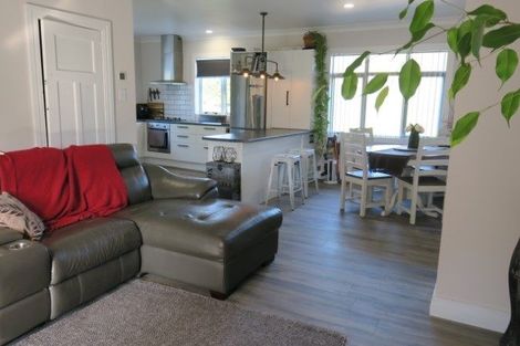 Photo of property in 21 West Road, Tokoroa, 3491