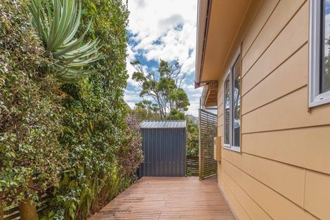 Photo of property in 48a Collins Avenue, Tawa, Wellington, 5028