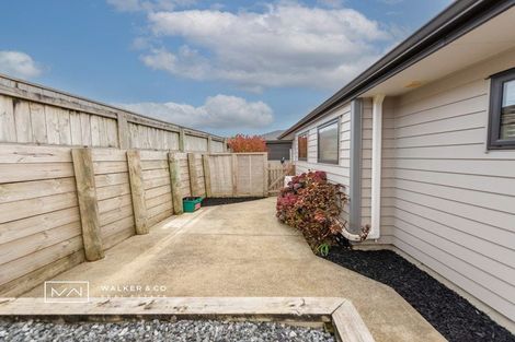Photo of property in 7 Percy Kinsman Crescent, Riverstone Terraces, Upper Hutt, 5018