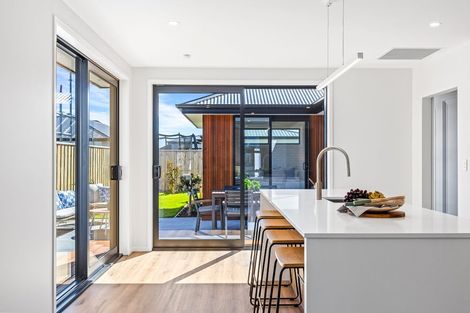 Photo of property in 27 Derbridge Street, Woodend, 7610