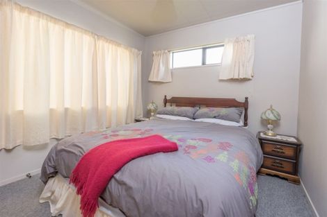 Photo of property in 222 Cameron Avenue, Te Awamutu, 3800