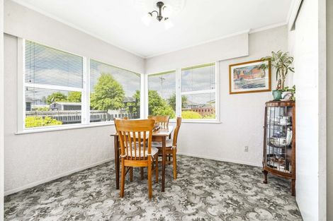 Photo of property in 40 Braid Road, St Andrews, Hamilton, 3200