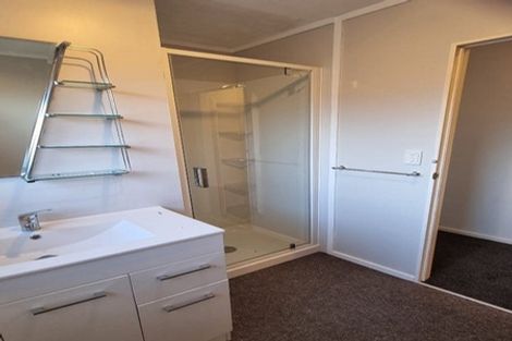Photo of property in 2/31 Camellia Terrace, Maungaraki, Lower Hutt, 5010