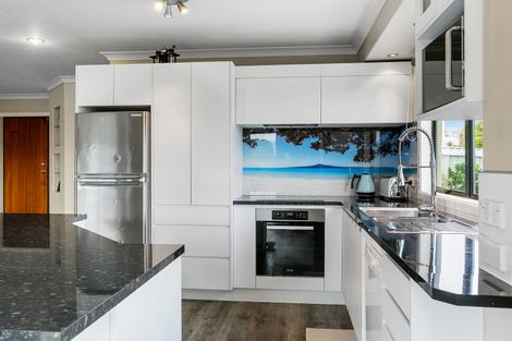 Photo of property in 2 Knox Place, Leamington, Cambridge, 3432