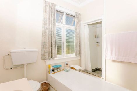 Photo of property in 36 Riverdale Road, Dannevirke, 4930