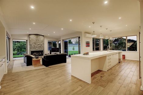 Photo of property in 123 Three Oaks Drive, Dairy Flat, Albany, 0794