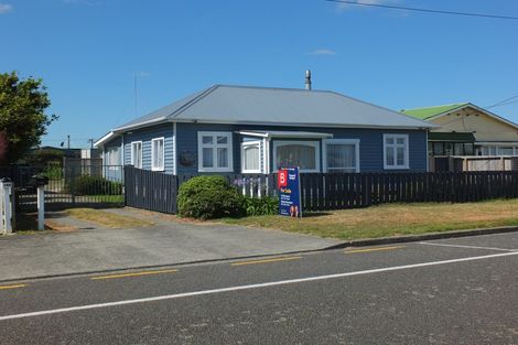 Photo of property in 141 Seabury Avenue, Foxton Beach, Foxton, 4815