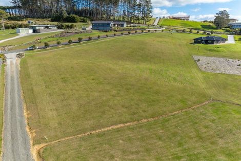 Photo of property in 5 Vidar Way, Coopers Beach, 0420