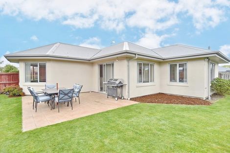 Photo of property in 11 Kotare Avenue, Rangiora, 7400