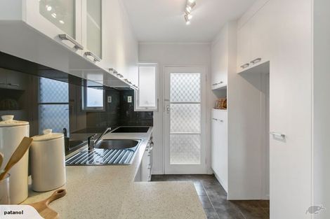 Photo of property in 2/16 Inkerman Street, Onehunga, Auckland, 1061