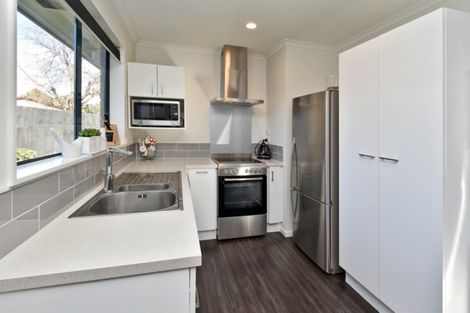 Photo of property in 58 Bromley Road, Bromley, Christchurch, 8062