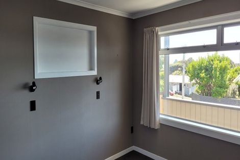 Photo of property in 53 Calvert Road, Lynmouth, New Plymouth, 4310